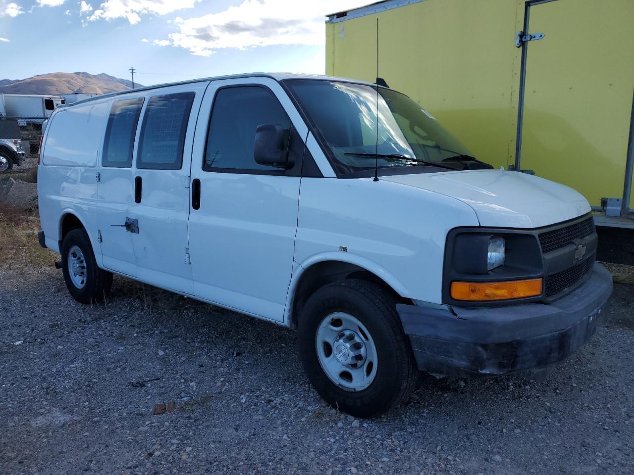 2016 Chevrolet Express G2500 - Фото 4