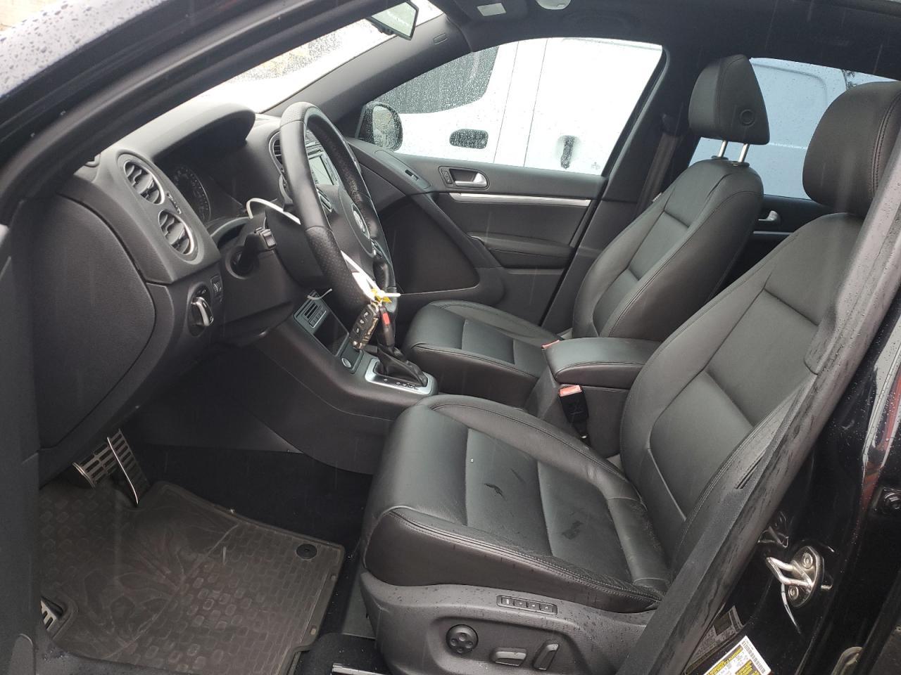 2014 Volkswagen Tiguan S - Image 7