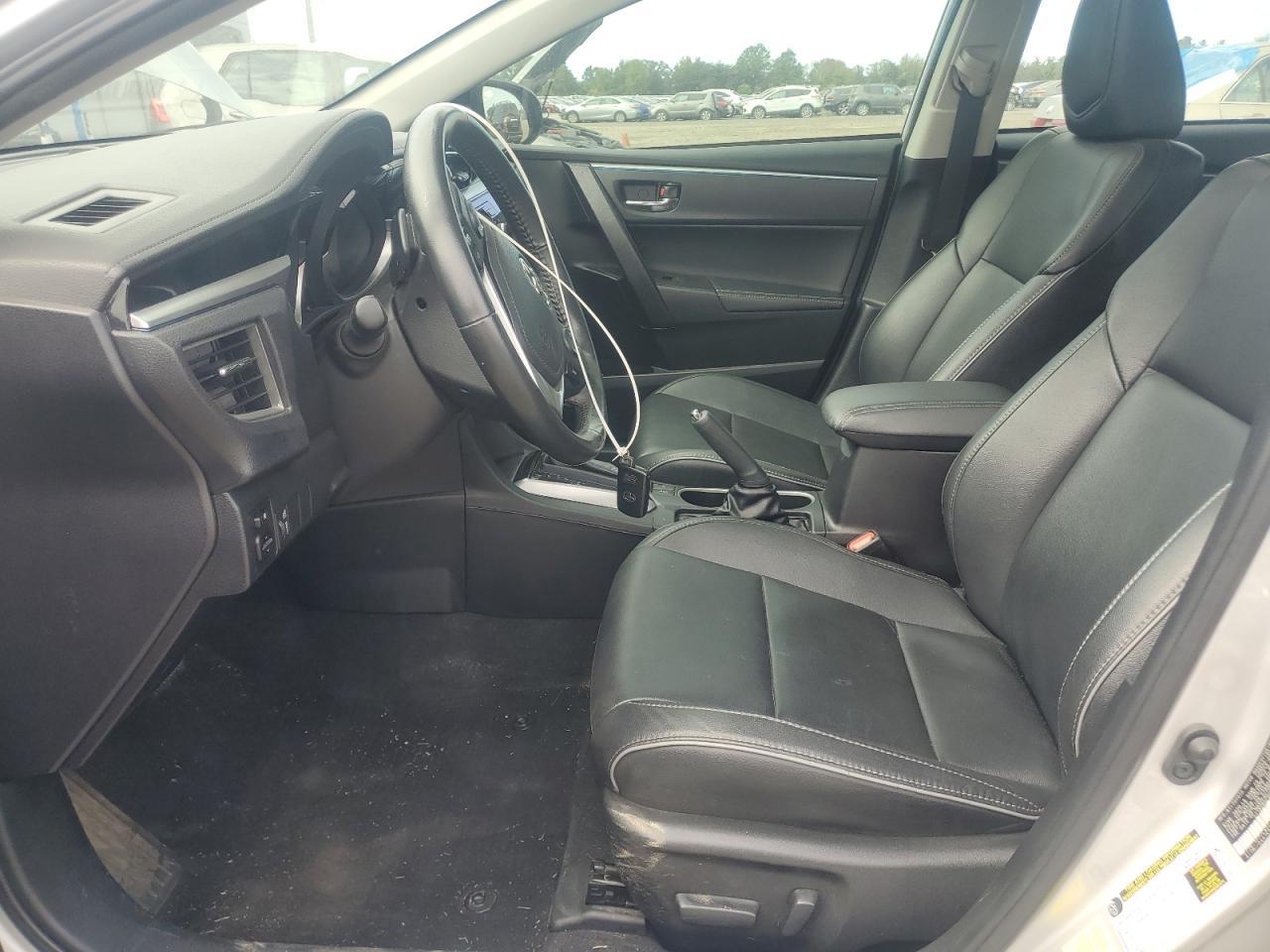 2015 Toyota Corolla L - Фото 7