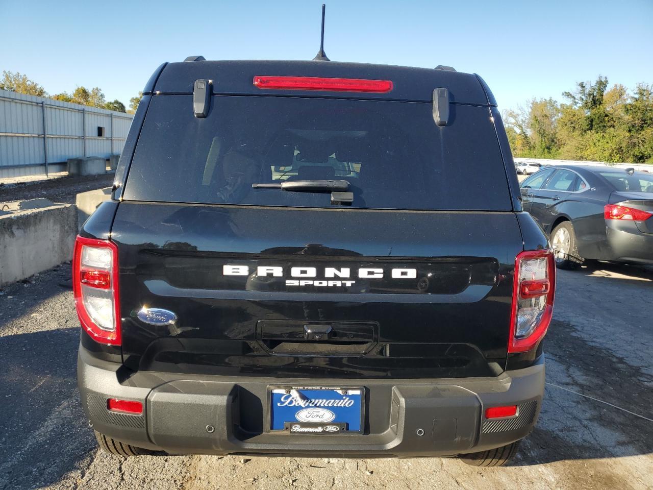 2025 Ford Bronco Sport Outer Banks - Image 6