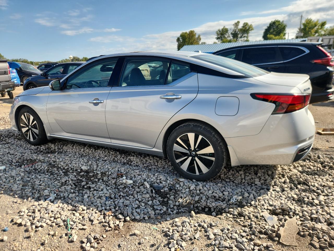 2019 Nissan Altima Sl - Фото 2