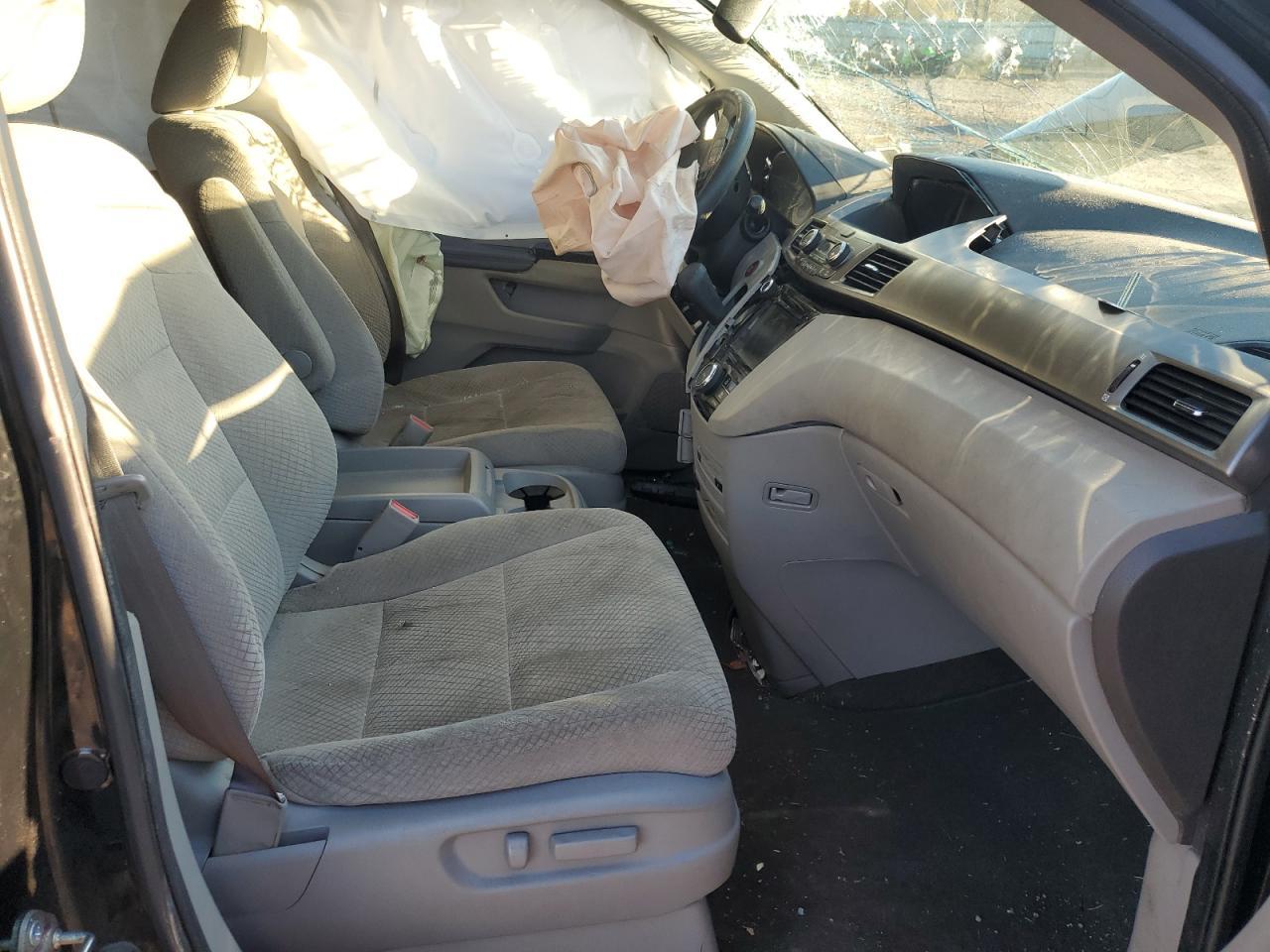 2016 Honda Odyssey Se - Фото 7