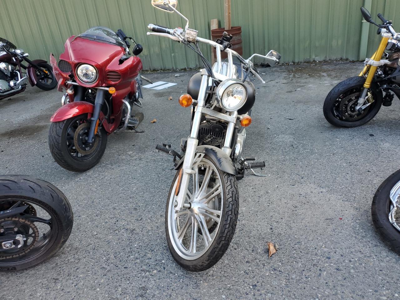 2009 Kawasaki Vn900 C - Фото 2