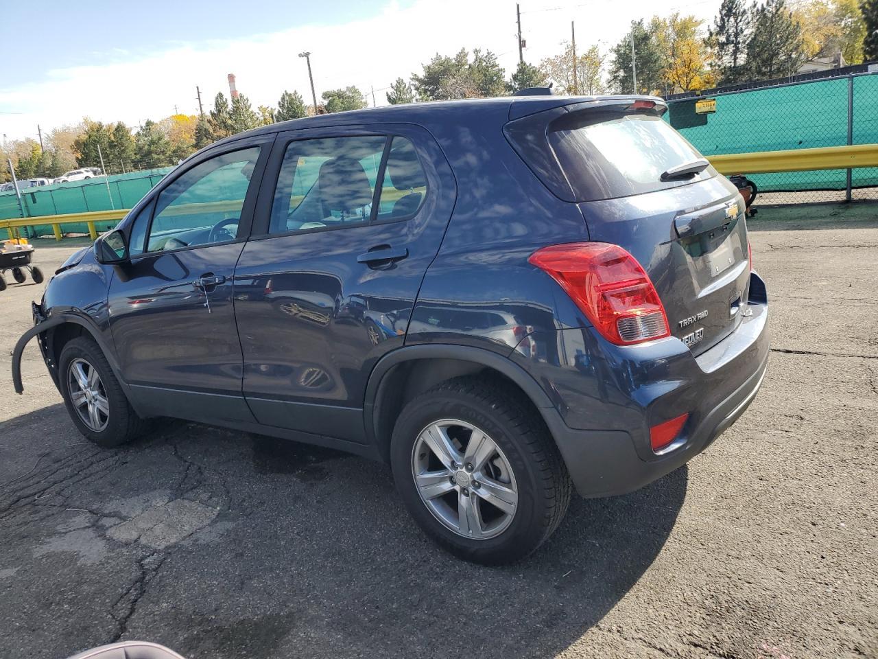 2019 Chevrolet Trax Ls - Фото 2