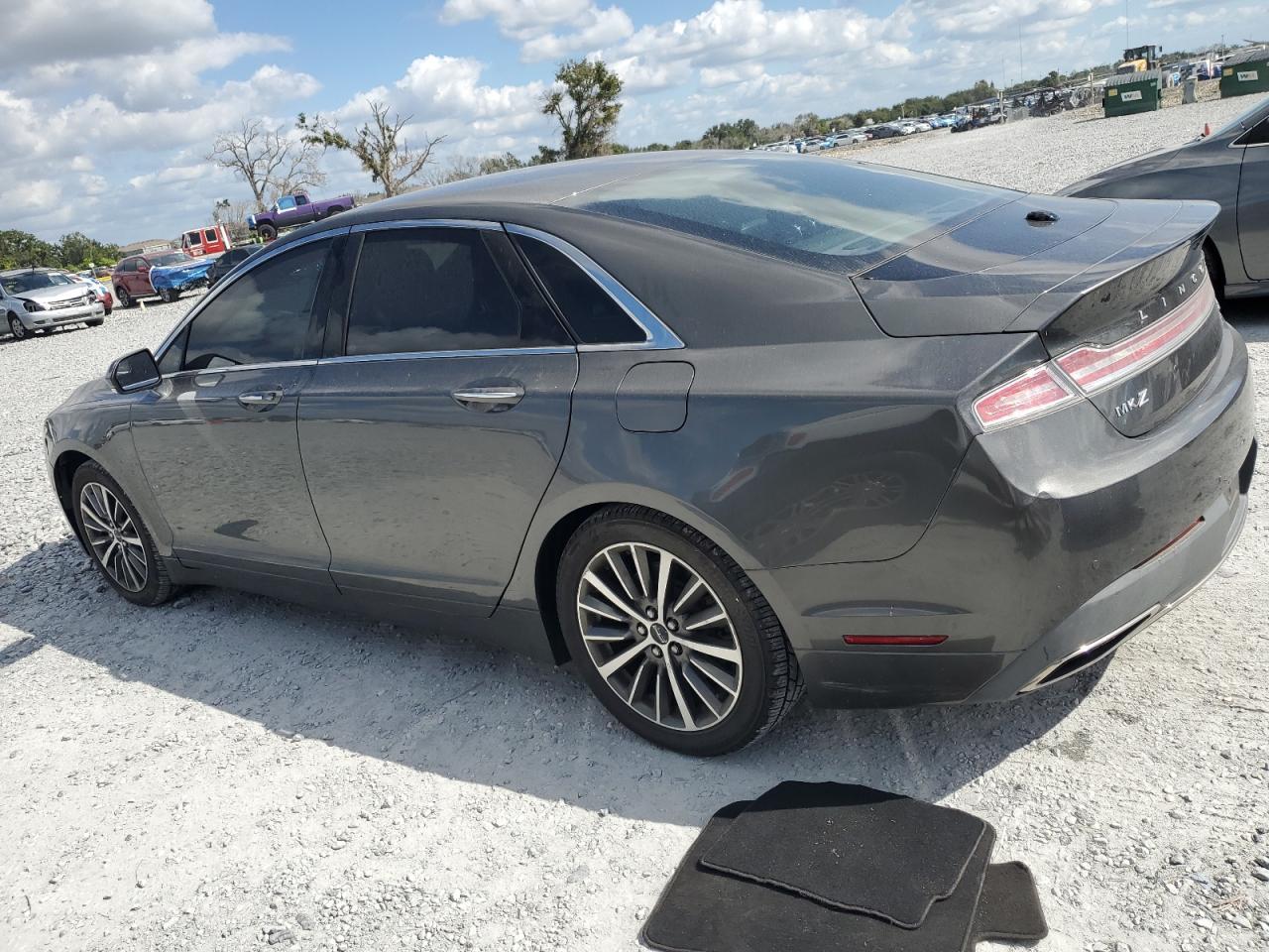 2017 Lincoln Mkz Premiere - Фото 2