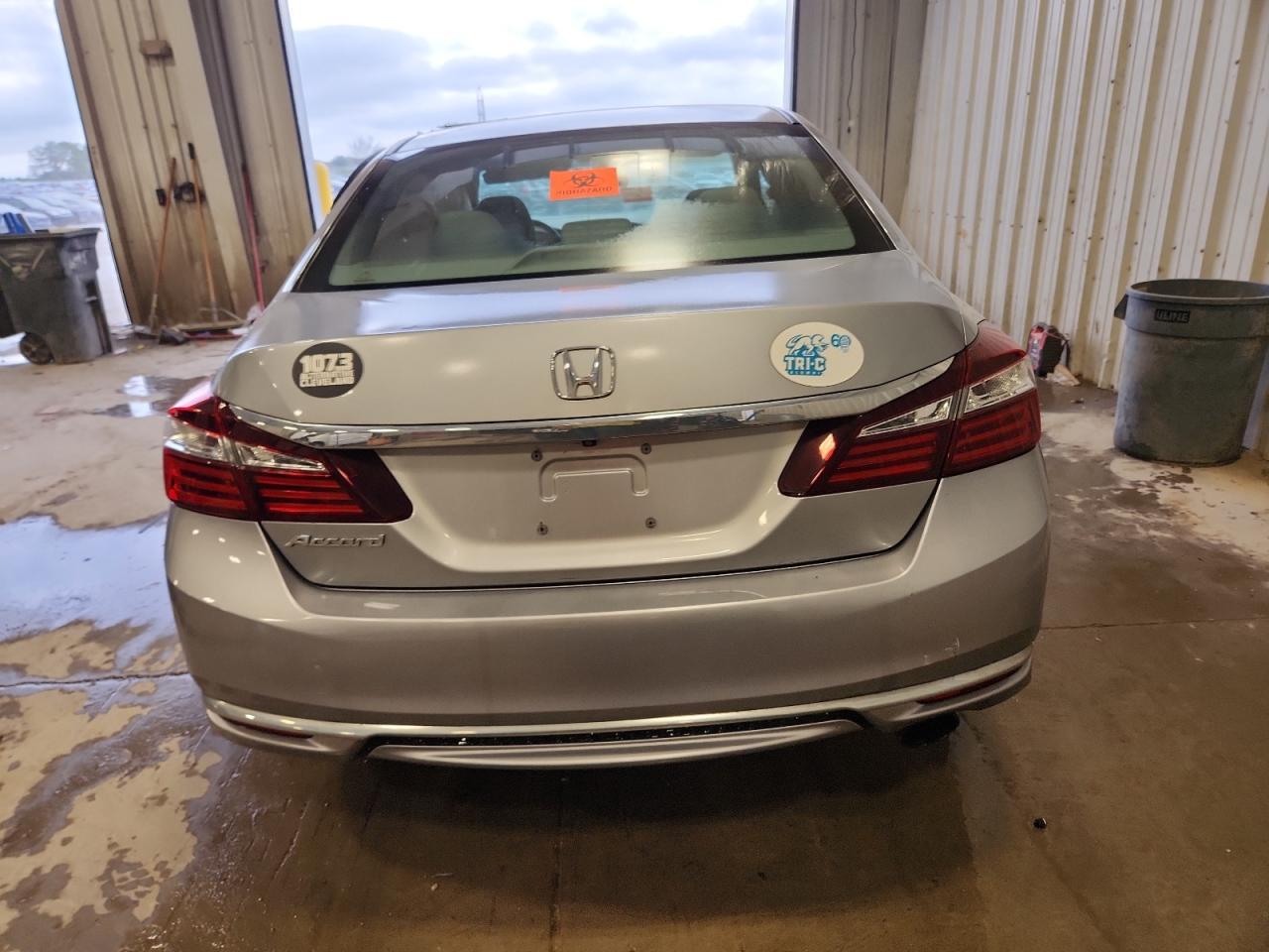 2017 Honda Accord Lx - Фото 6