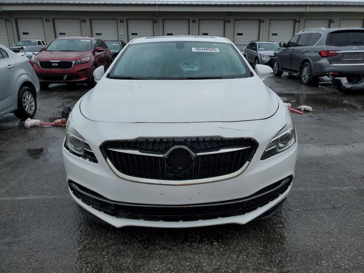 2017 Buick Lacrosse Essence - Image 5