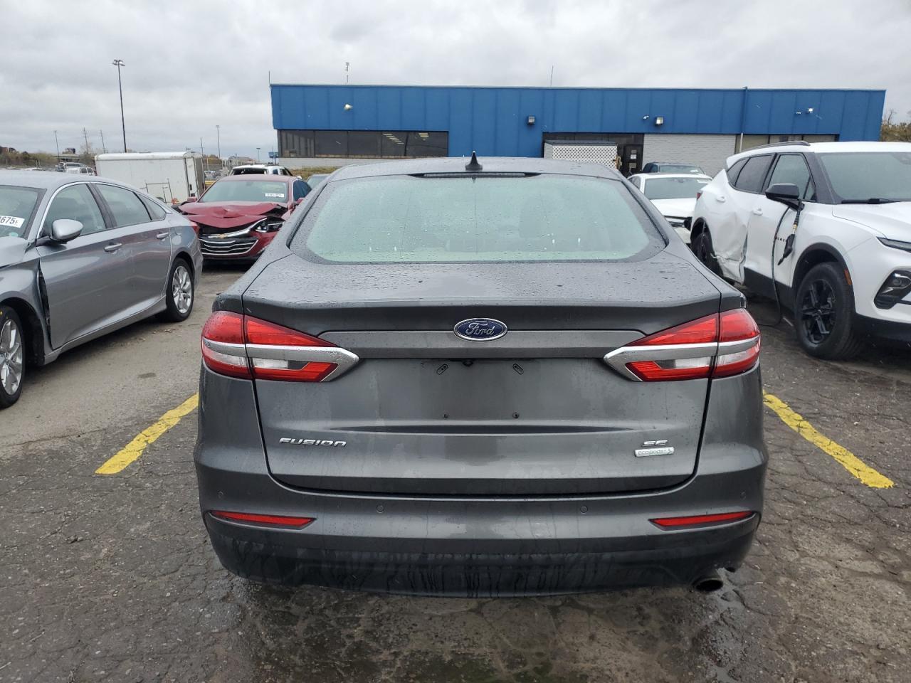 2020 Ford Fusion Se - Image 6