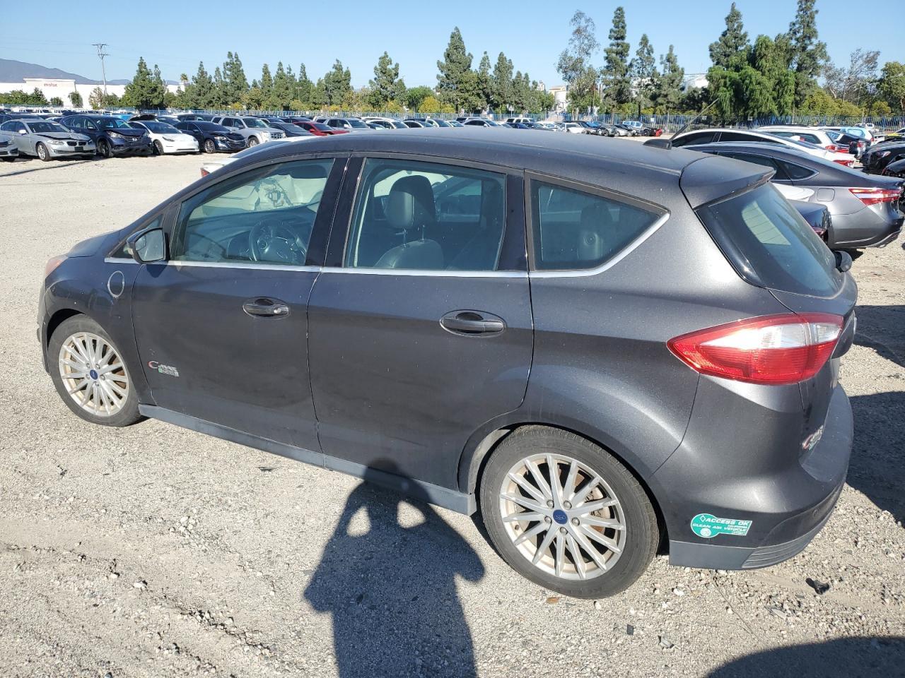 2016 Ford C-Max Premium Sel - Image 2