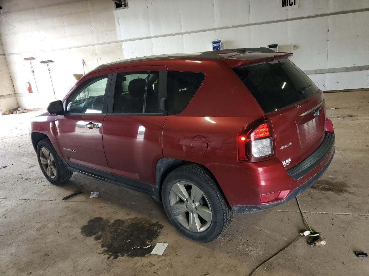 2016 Jeep Compass Sport - Фото 2