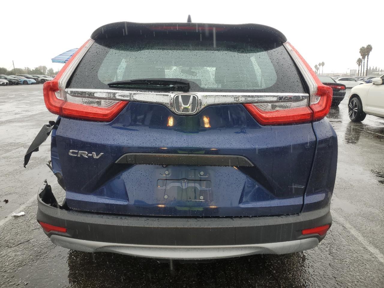 2017 Honda Cr-V Lx - Image 6