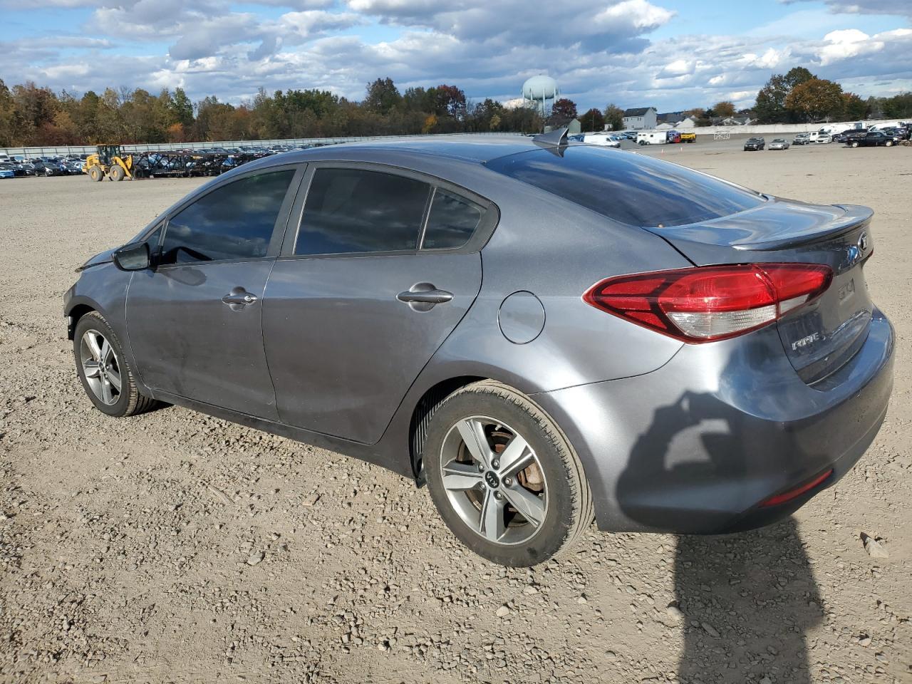 2018 Kia Forte Lx - Image 2