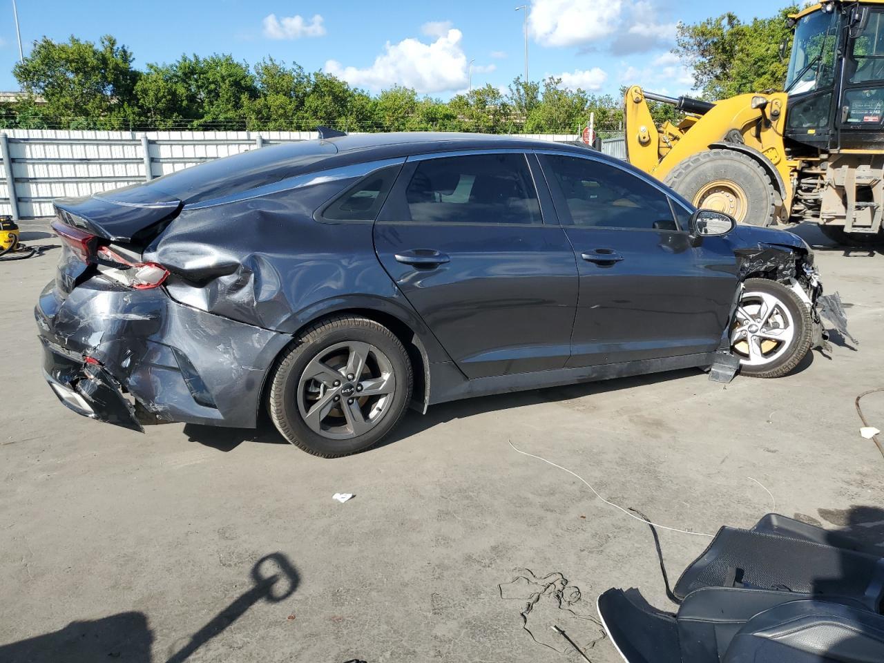 2022 Kia K5 Lxs - Фото 3