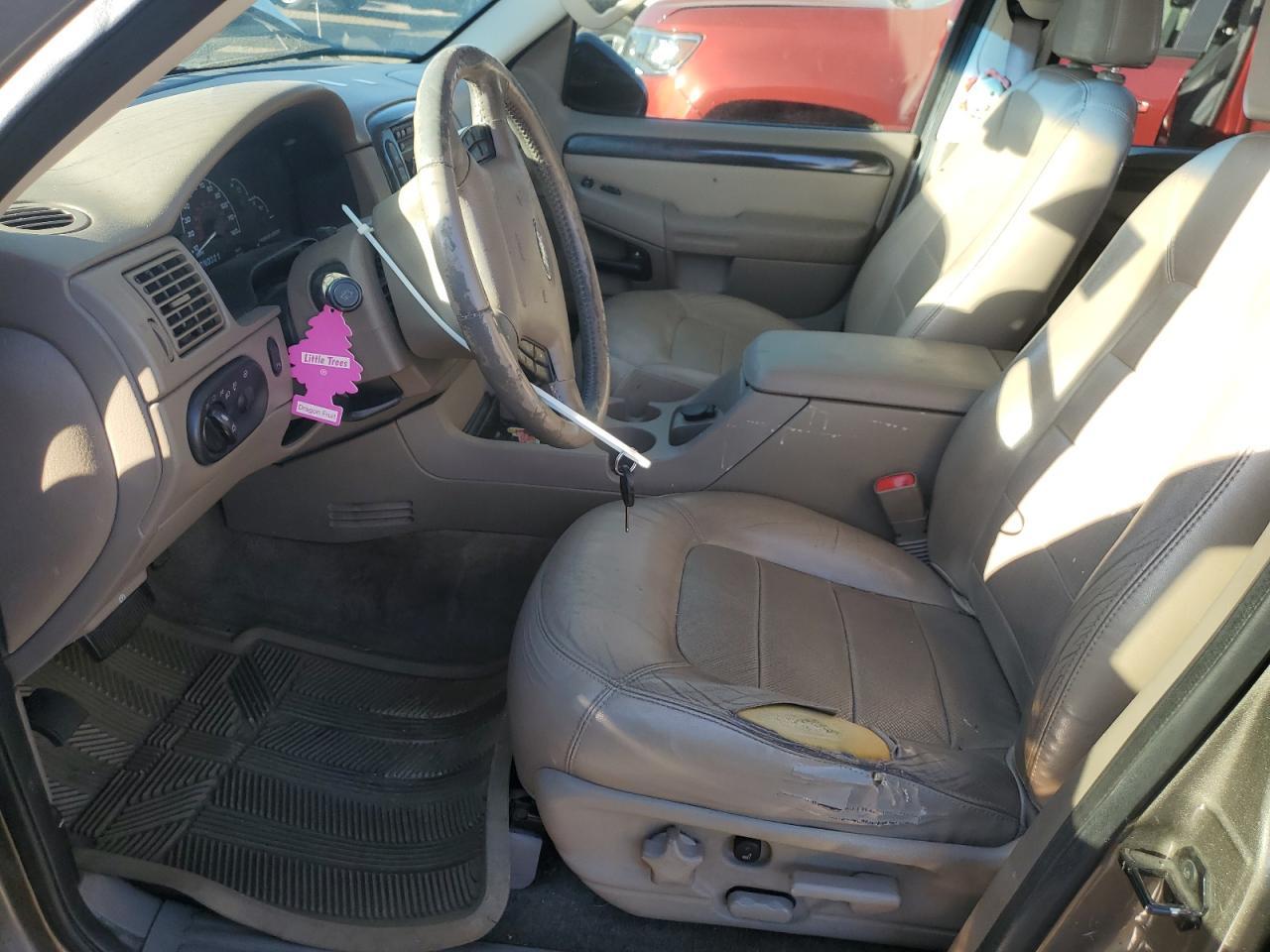 2002 Ford Explorer Limited - Фото 7