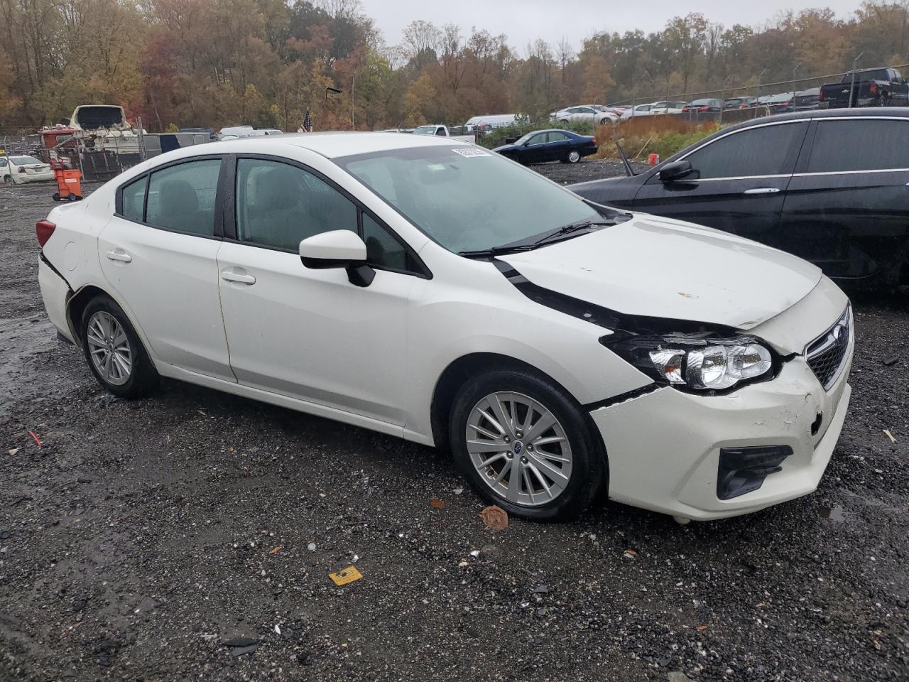 2017 Subaru Impreza Premium Plus - Фото 4