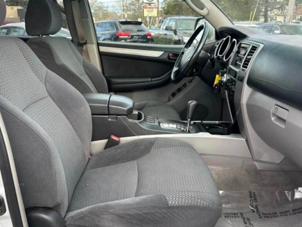 2004 Toyota 4Runner Sr5 - Image 5