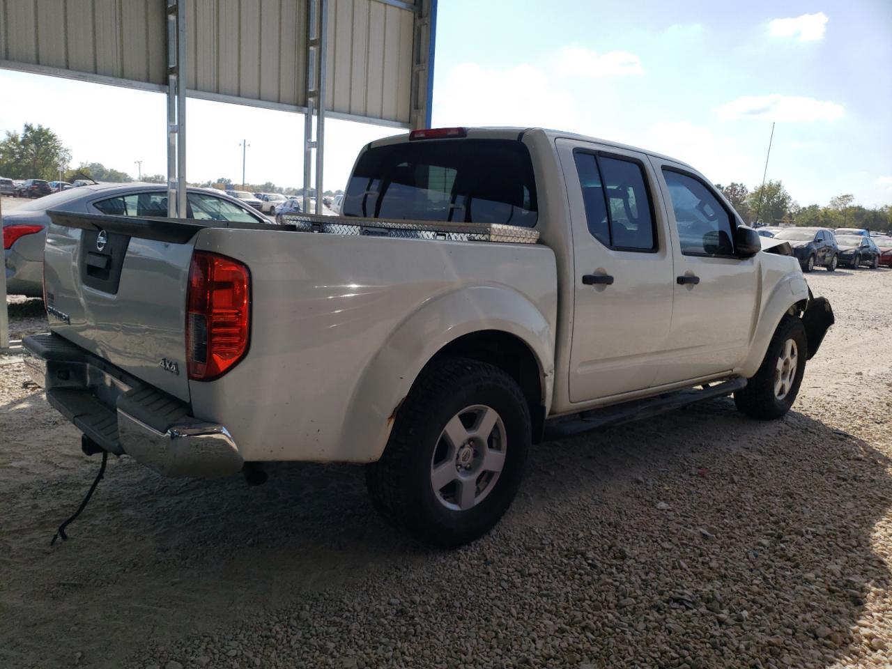 2014 Nissan Frontier S - Фото 3