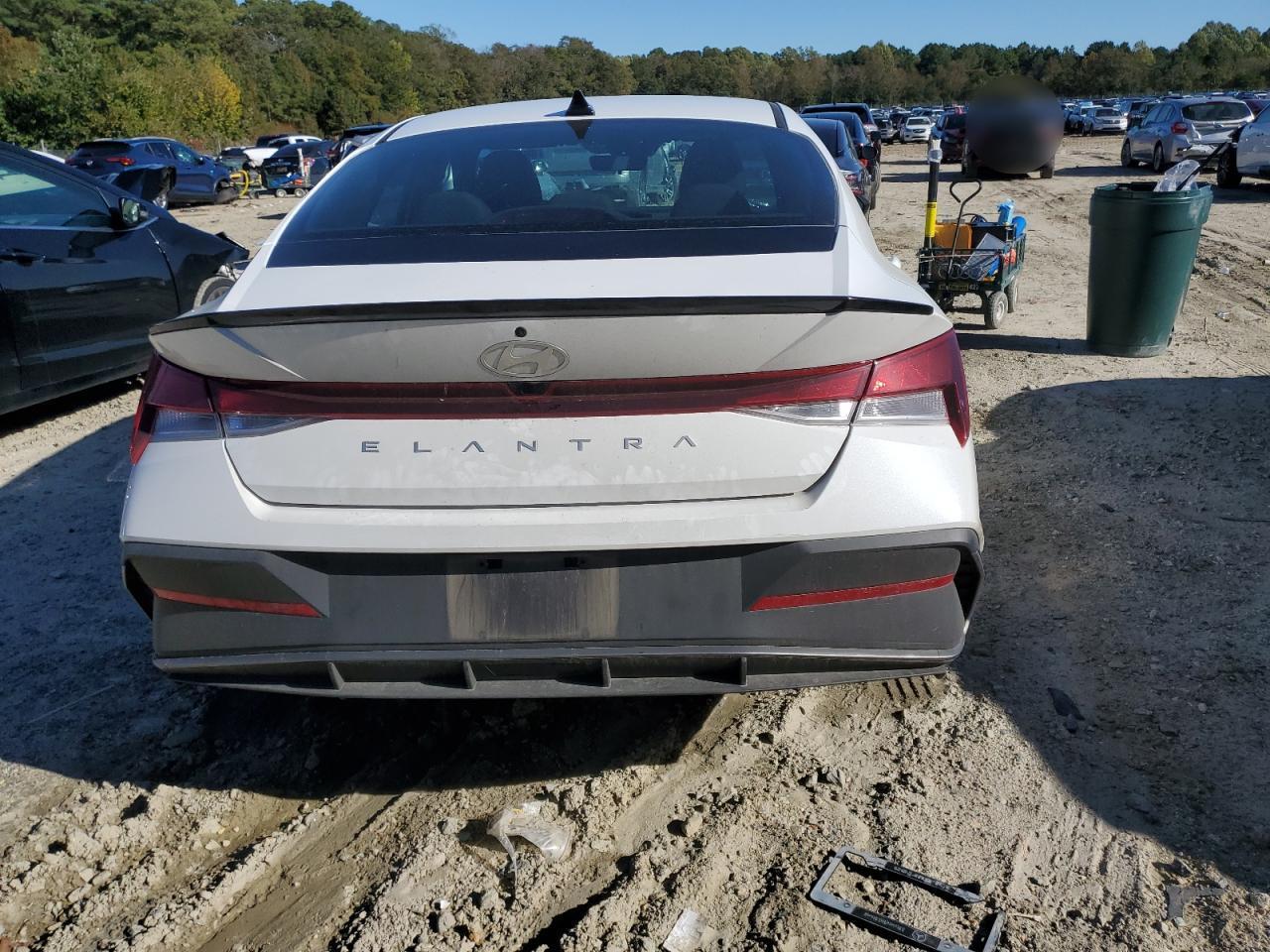 2025 Hyundai Elantra Sel Sport - Image 6