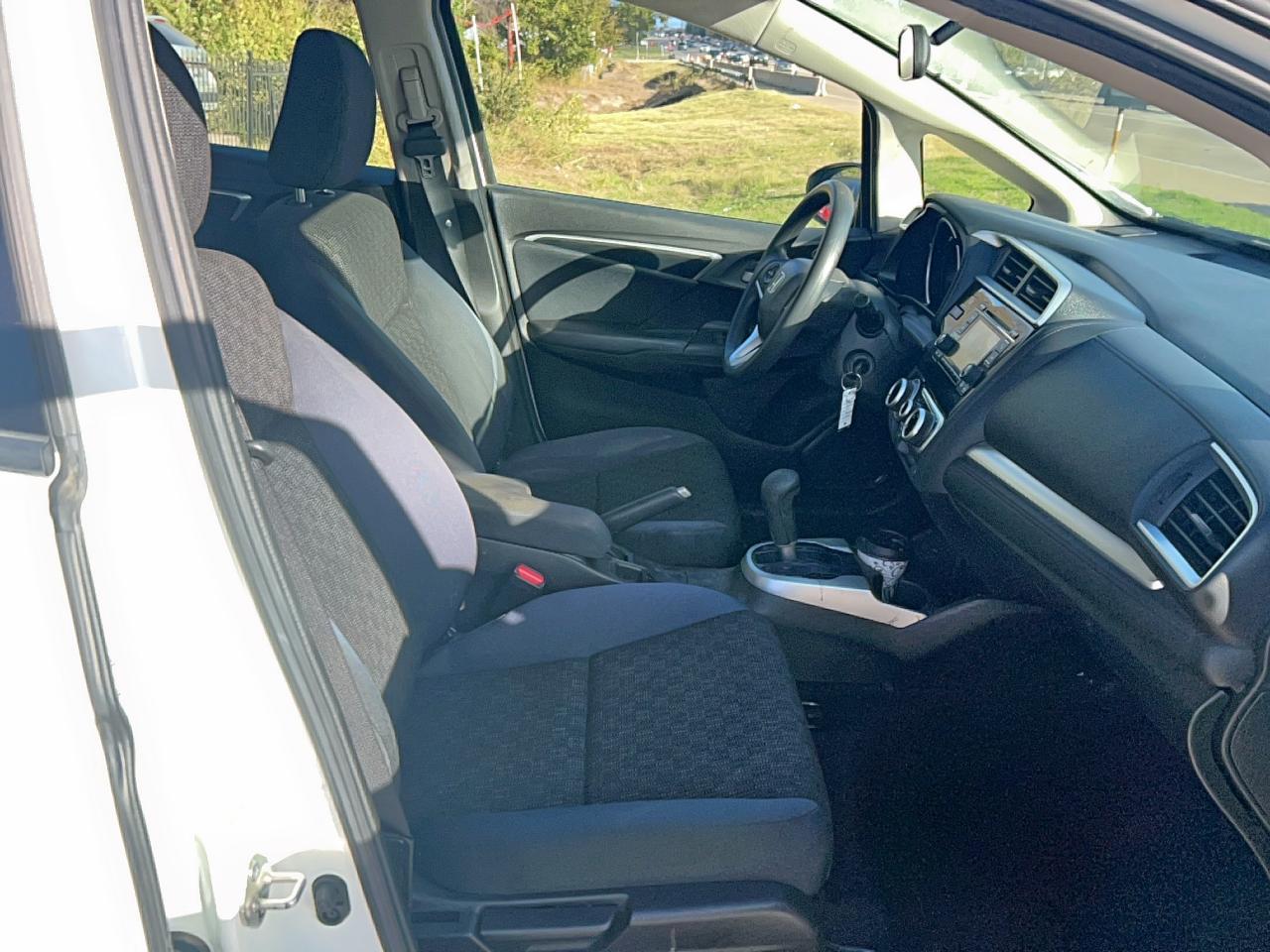 2016 Honda Fit Lx - Image 5