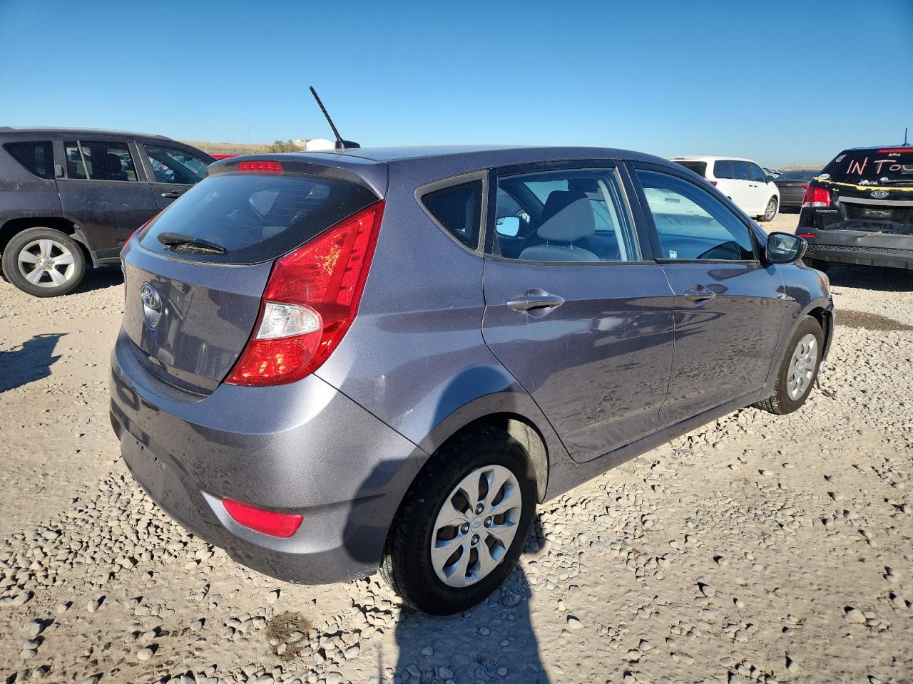 2016 Hyundai Accent Se - Фото 3