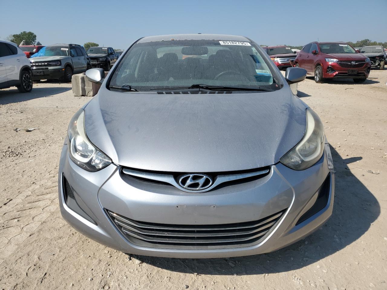 2016 Hyundai Elantra Se - Image 5