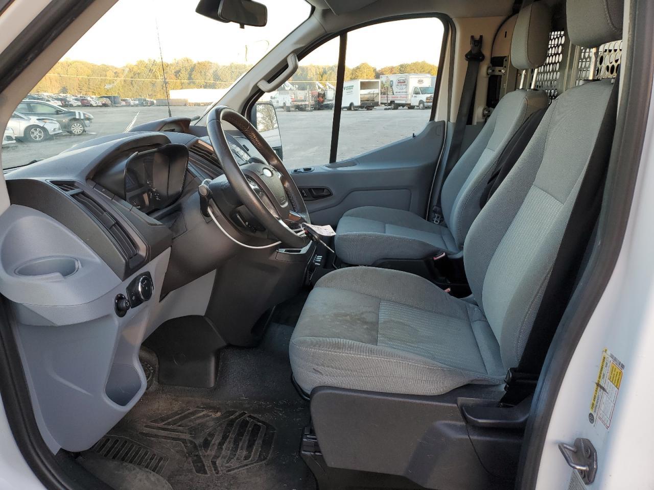 2015 Ford Transit T-150 - Фото 7