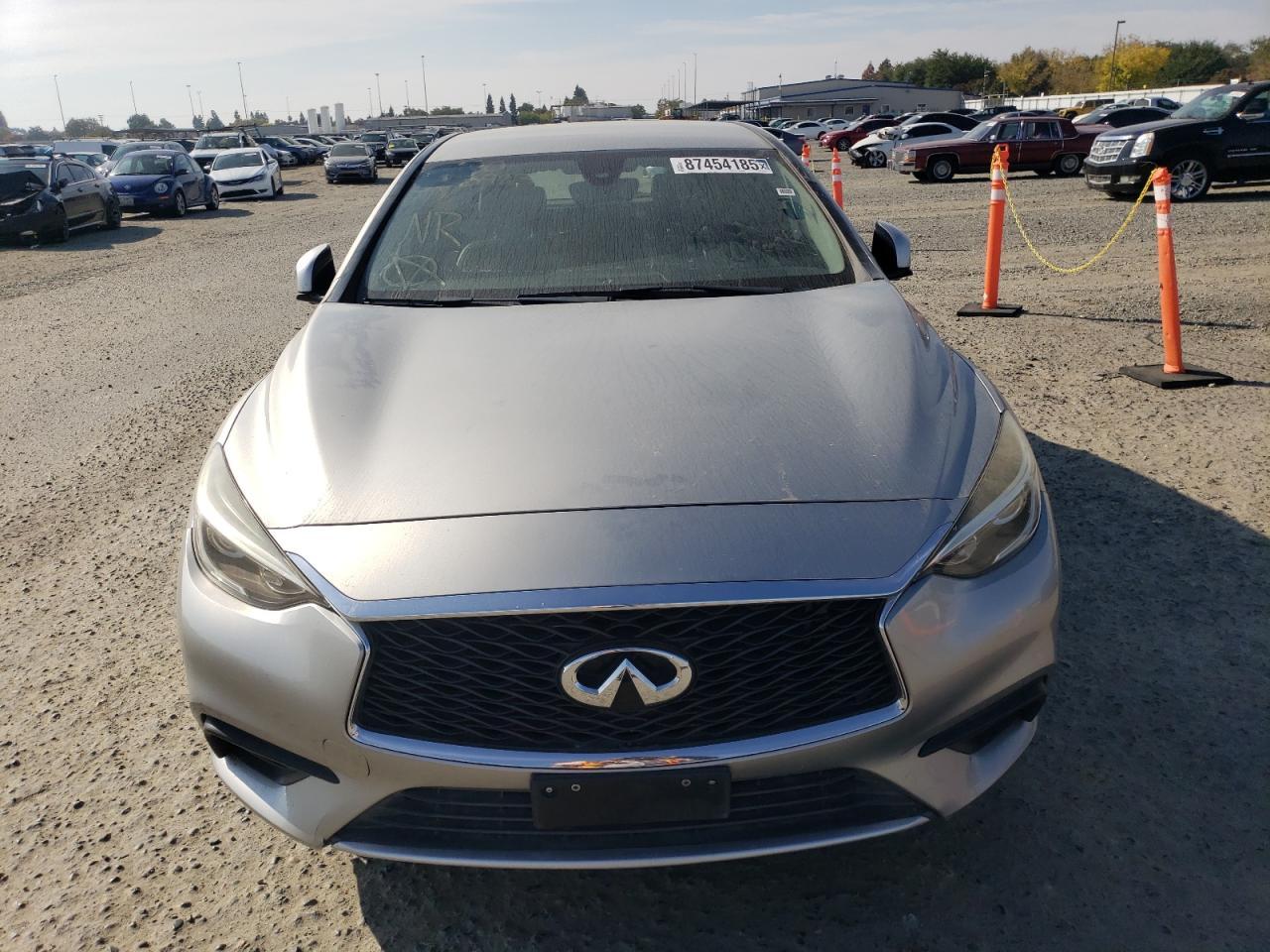 2018 Infiniti Qx30 Base - Image 5