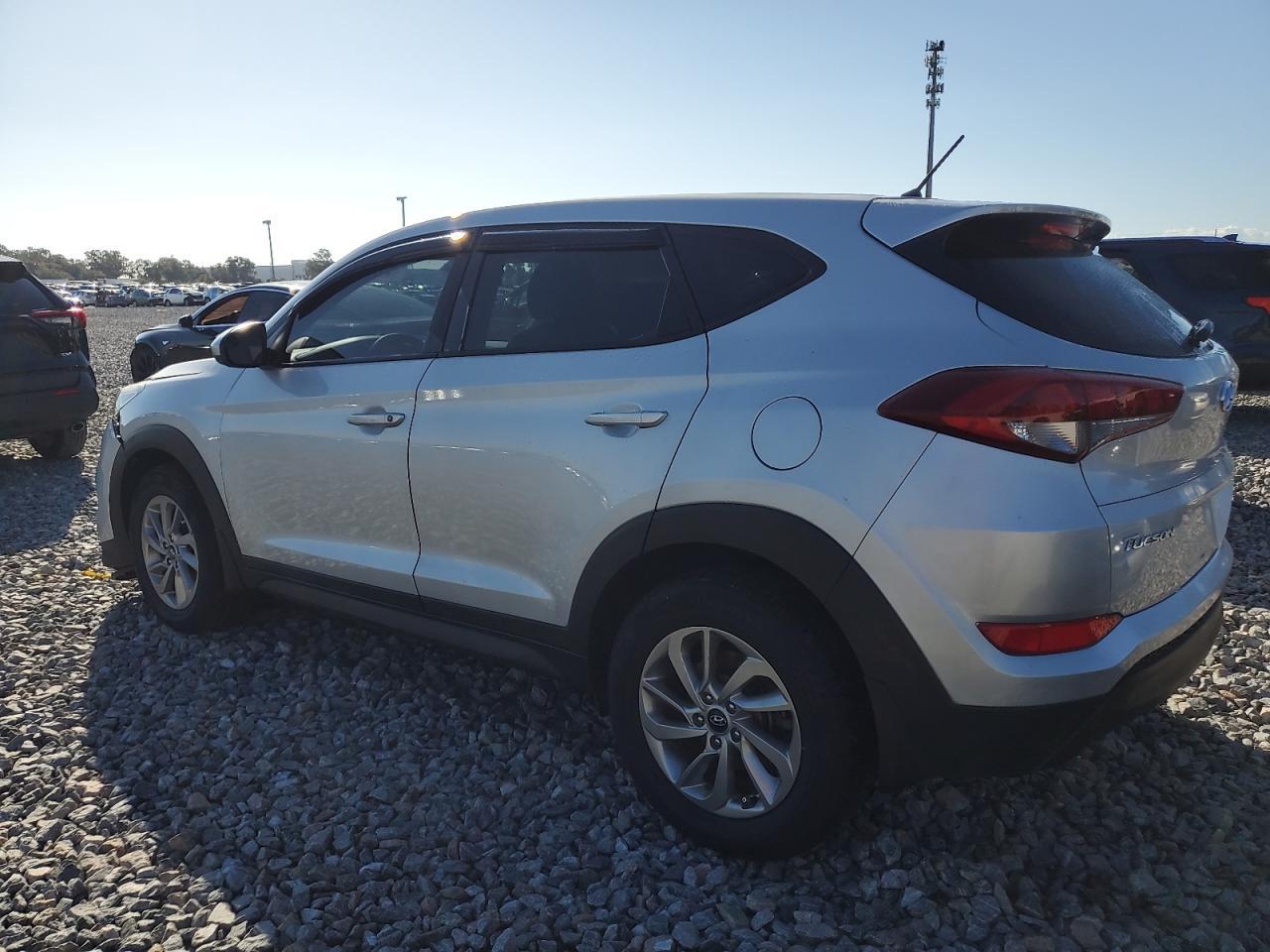 2018 Hyundai Tucson Se - Фото 2