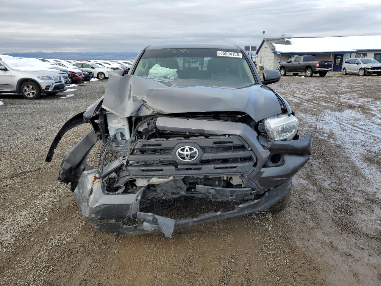 2017 Toyota Tacoma Double Cab - Image 5