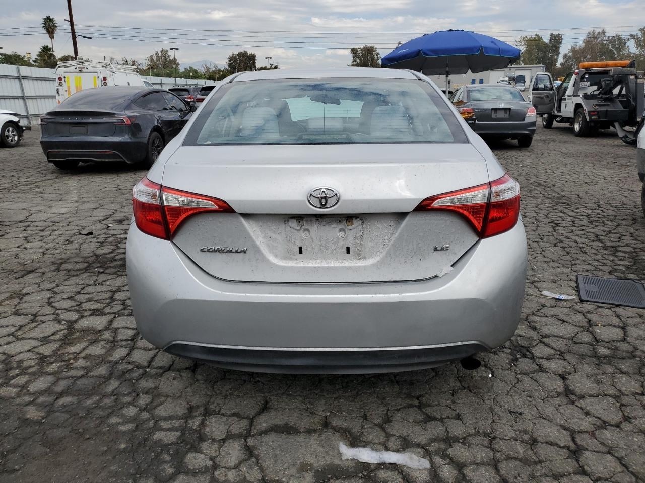 2014 Toyota Corolla L - Фото 6