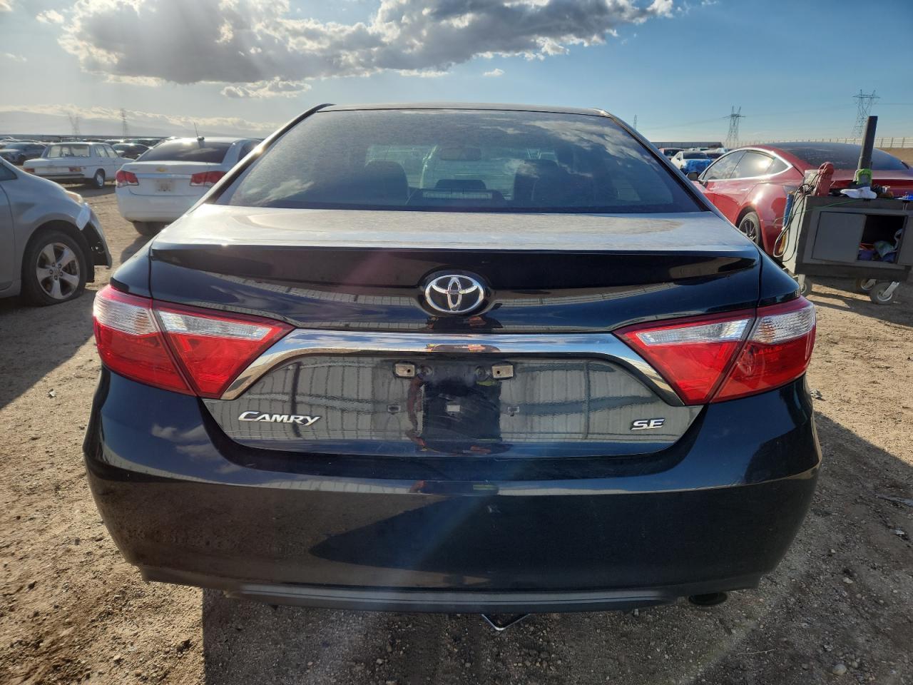2016 Toyota Camry Le - Фото 6