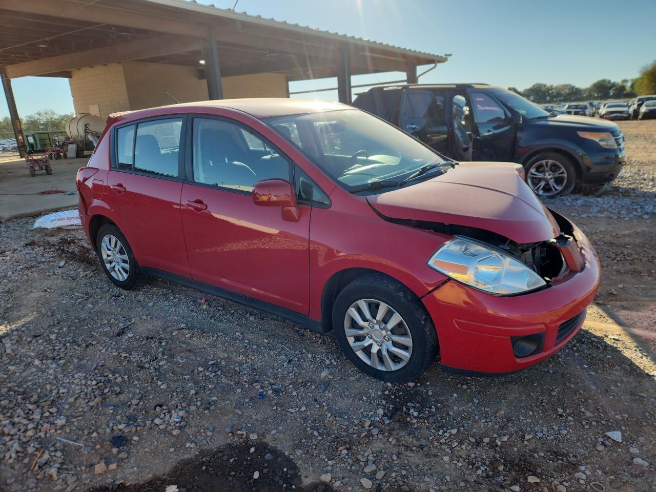 2011 Nissan Versa S - Фото 4