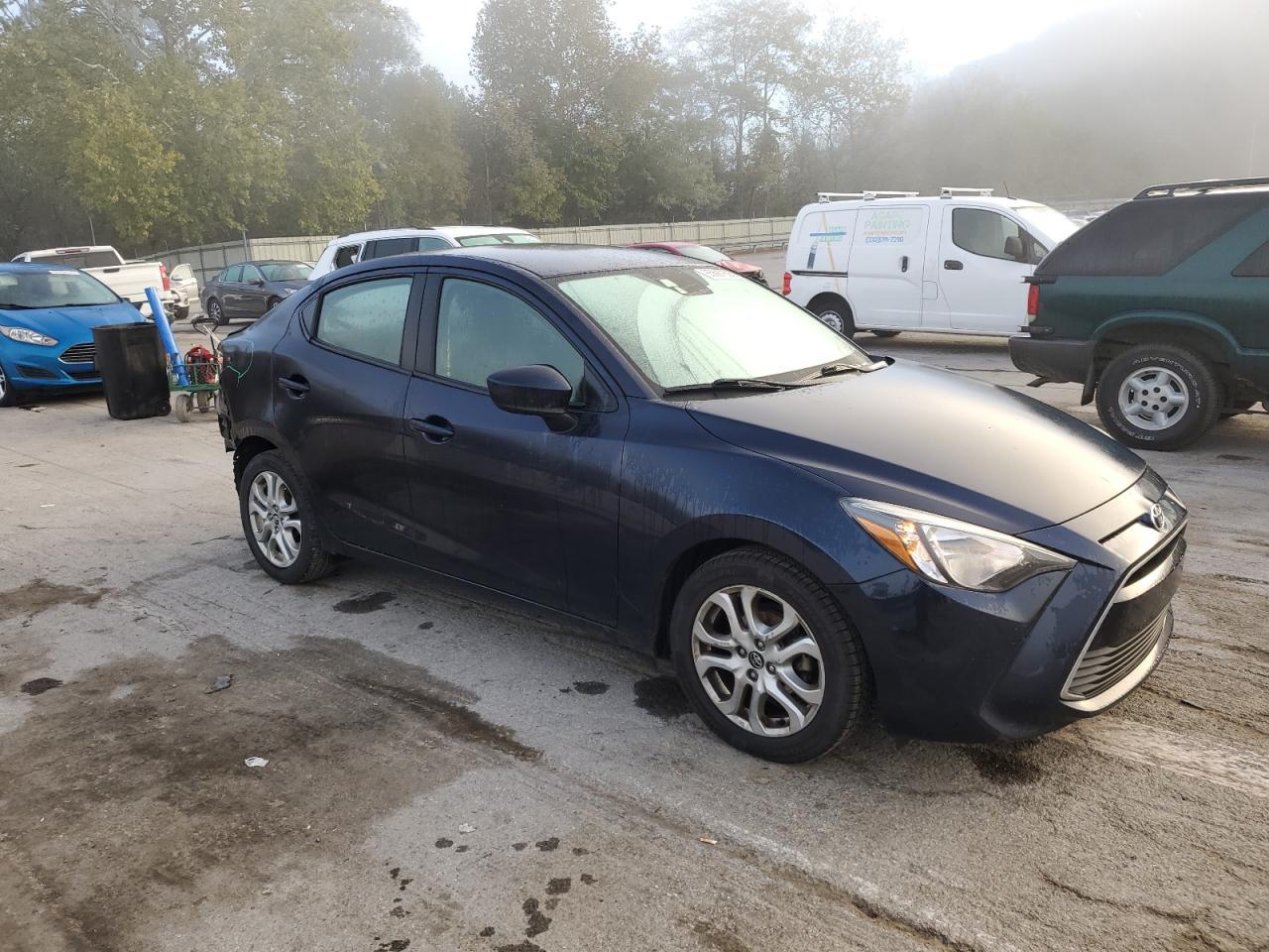 2017 Toyota Yaris Ia - Image 4