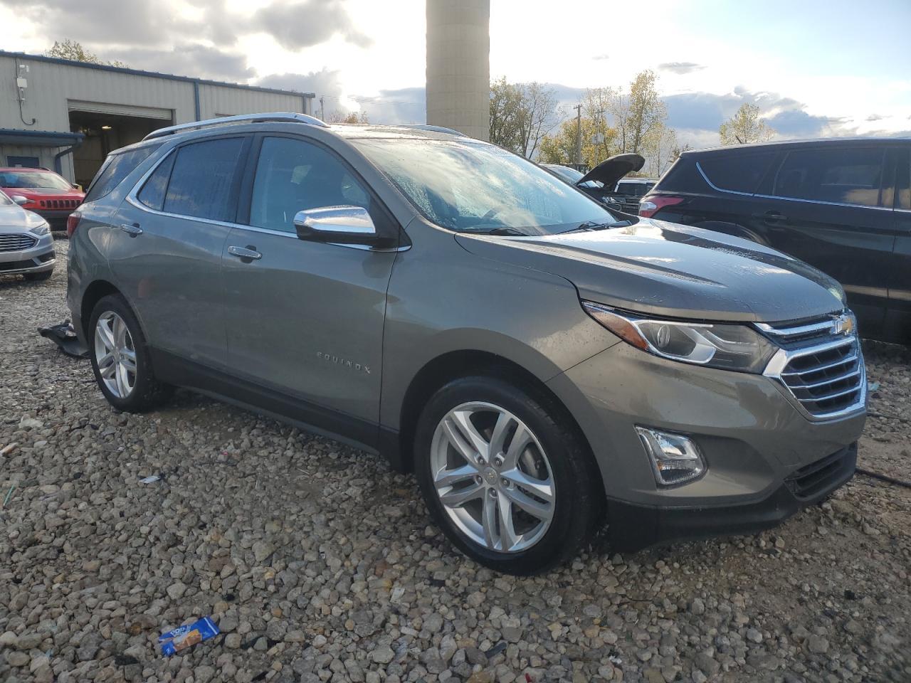2019 Chevrolet Equinox Premier - Image 4