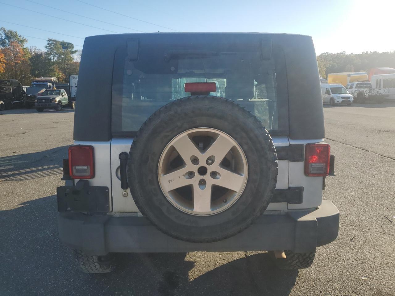 2010 Jeep Wrangler Sport - Image 6