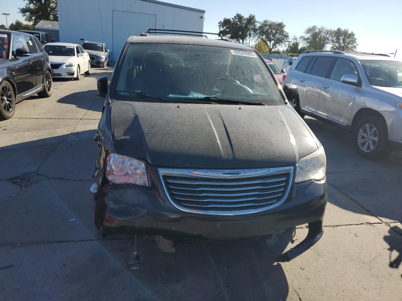 2014 Chrysler Town & Country Touring - Фото 5