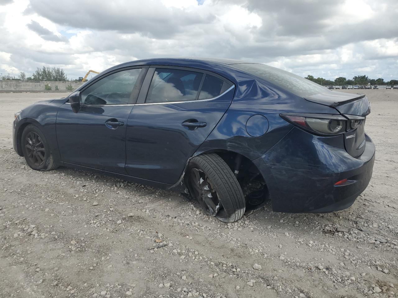 2018 Mazda 3 Sport - Фото 2