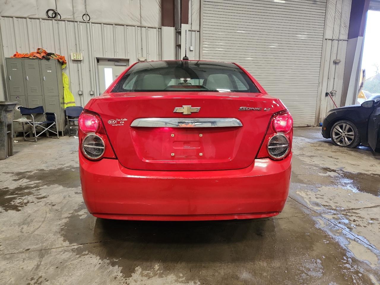 2015 Chevrolet Sonic Lt - Фото 6