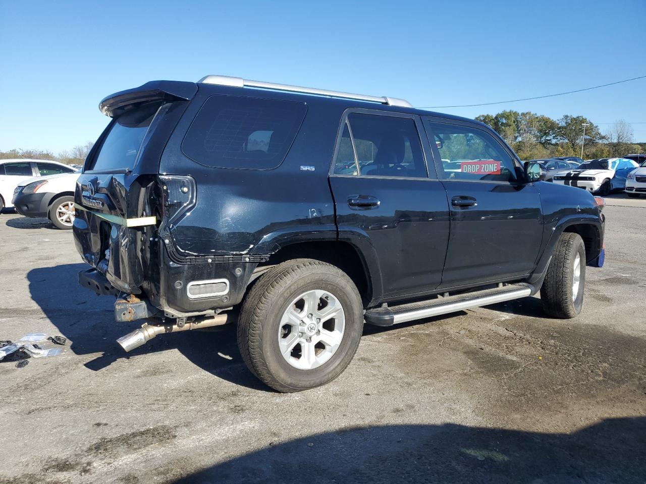 2017 Toyota 4Runner - Image 3