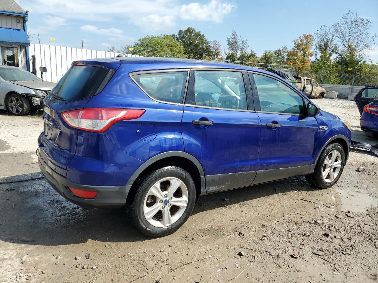 2016 Ford Escape S - Image 3