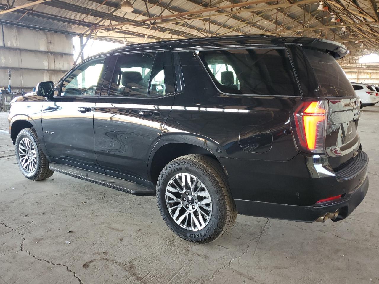 2025 Chevrolet Tahoe K1500 Z71 - Image 2