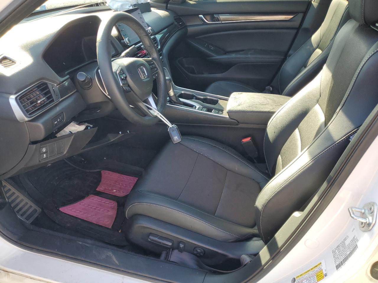 2022 Honda Accord Sport - Image 7