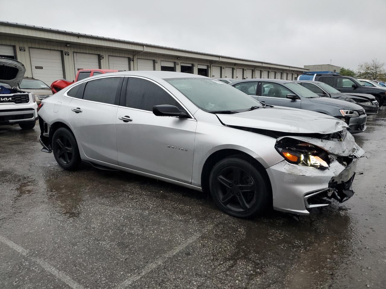 2018 Chevrolet Malibu Ls - Фото 4