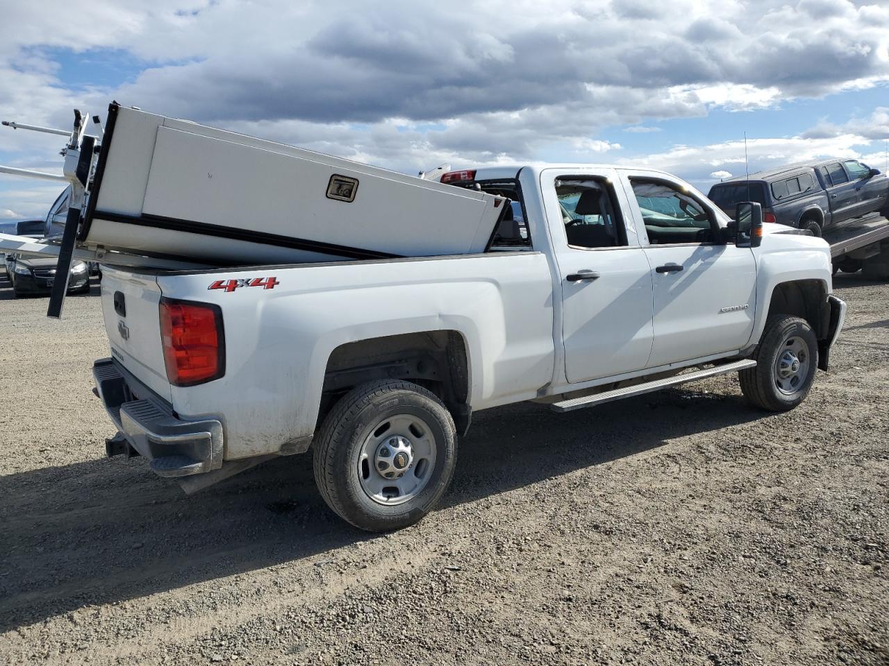 2019 Chevrolet Silverado K2500 Heavy Duty - Фото 3