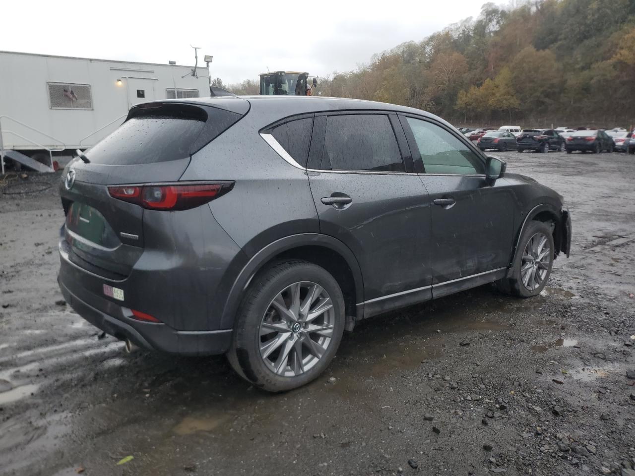 2024 Mazda Cx-5 Premium - Image 3