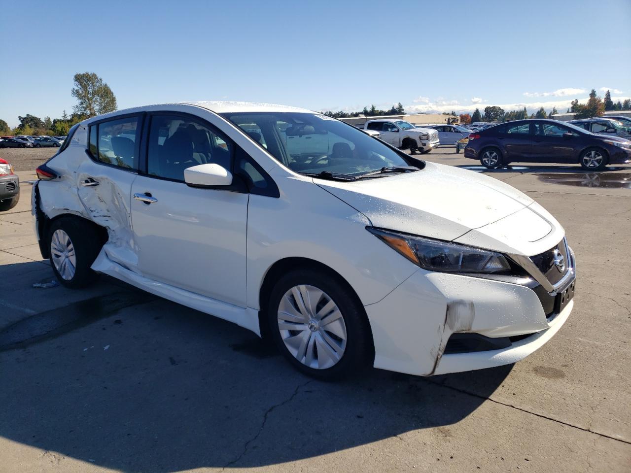 2021 Nissan Leaf S - Image 4