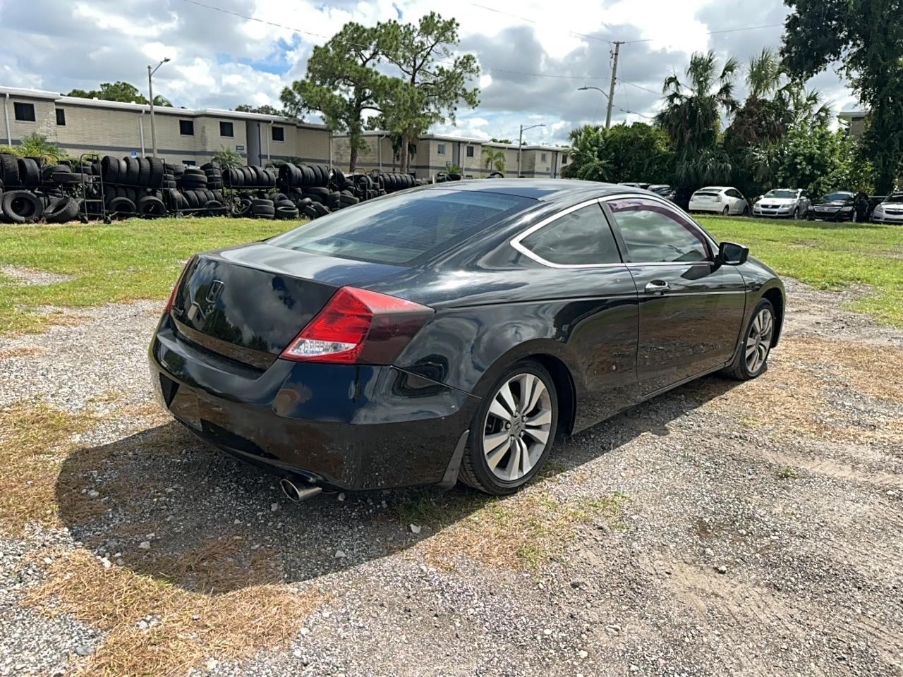 2012 Honda Accord Lx - Image 4