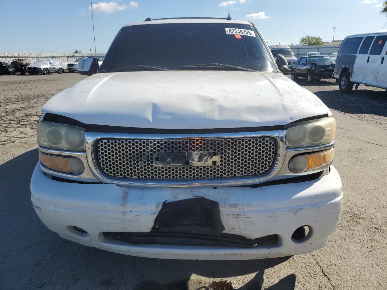 2003 GMC Yukon Denali - Фото 5