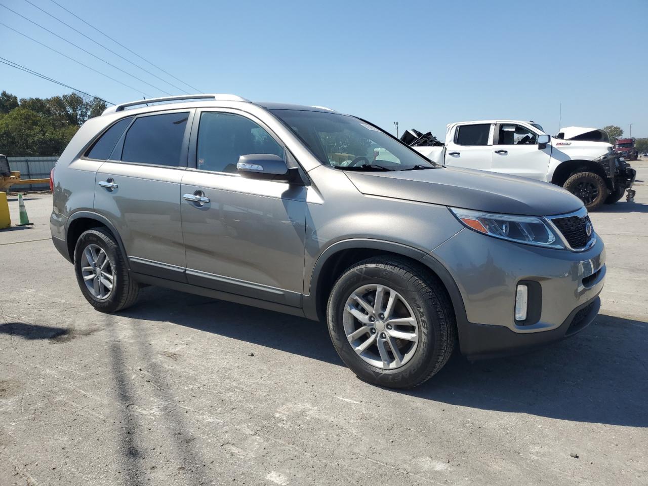2014 Kia Sorento Lx - Image 4