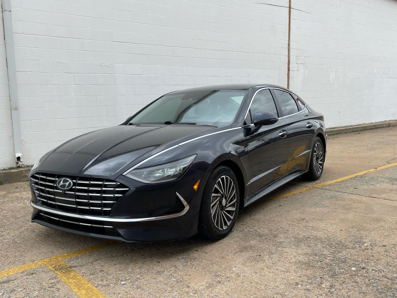 2021 Hyundai Sonata Hybrid - Фото 2